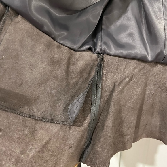 NEIMAN MARCUS PRE-LOVED AUTHENTIC GREY SUPPLE GENUINE LEATHER JACKET - Picture 17 of 17